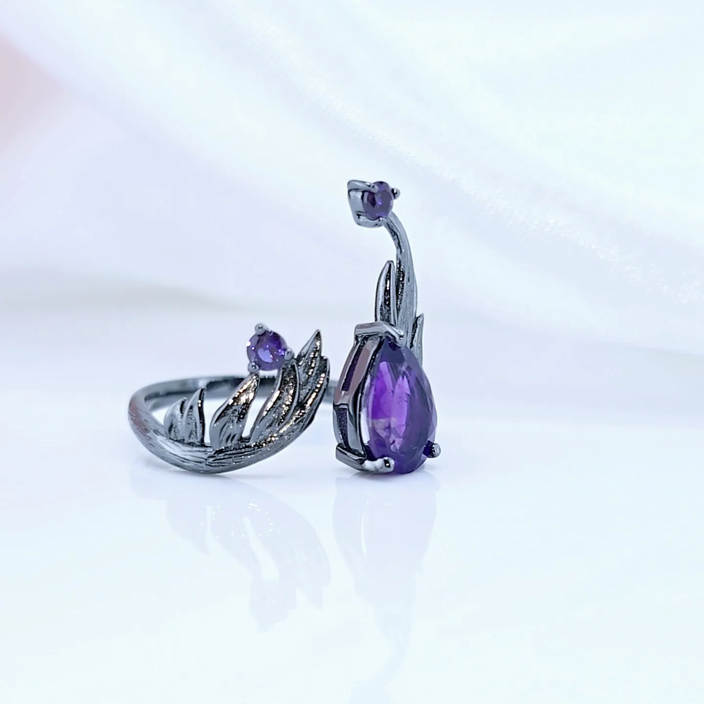 1.43Ct Adjustable Angel's Wing Natural Amethyst Gemstone