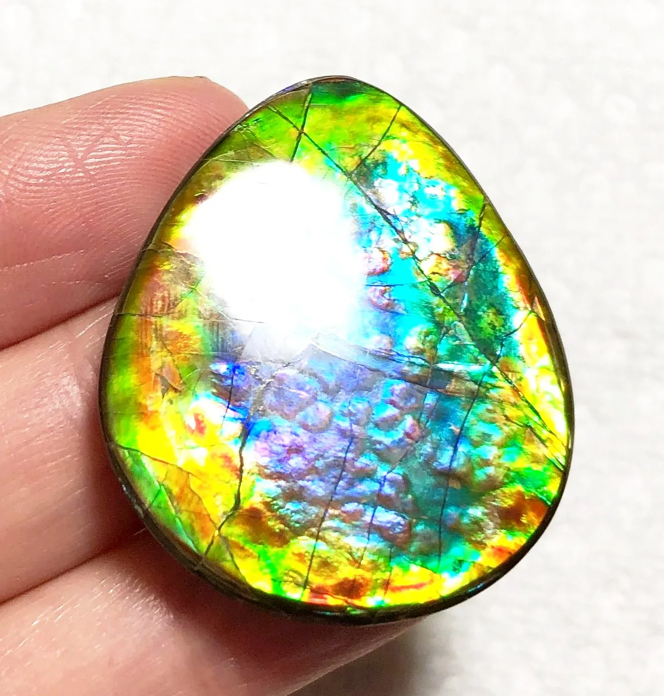 35x 30 mm Lavender Pink with gorgeous colors! Natural  Free Form . FFNT 125 Super bright  ナチュラル　ルース　アンモライト フリーフォーム
