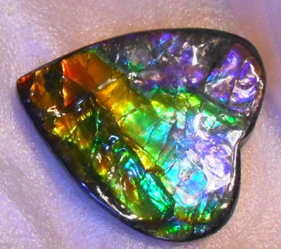 75 x 65 x 16 mm - Collector Stone - CS-61 AAA Natural Rainbow Heart Shape　ナチュラル AAA ハート形 コレクターディスプレイピース