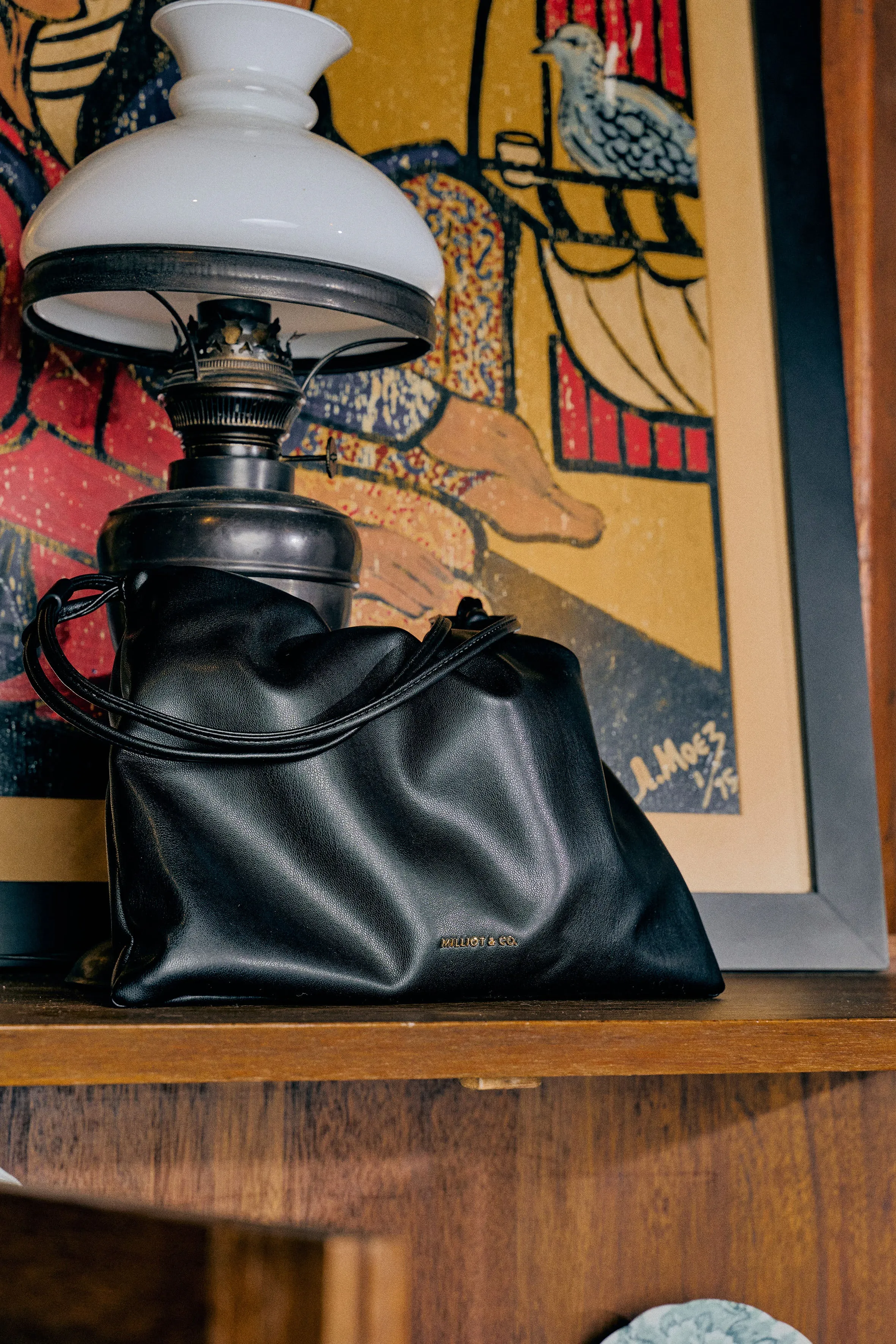 Ailee Drawstring Bucket Bag (Black)