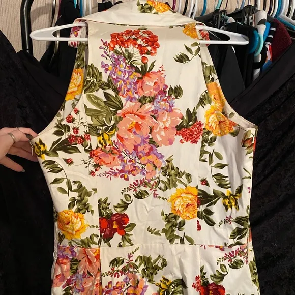 AMAZING Floral Pinup Tea Length Dress