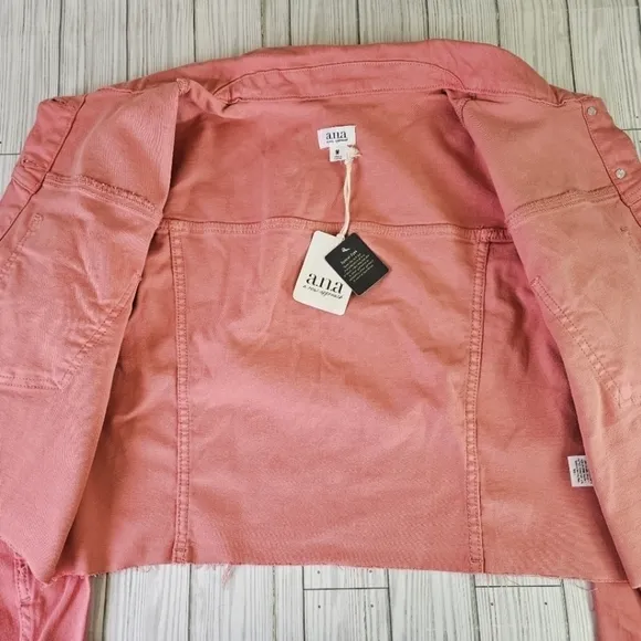 Ana Cropped Cotton Jean Jacket in Bohemian Rose Pink Size Medium NWT