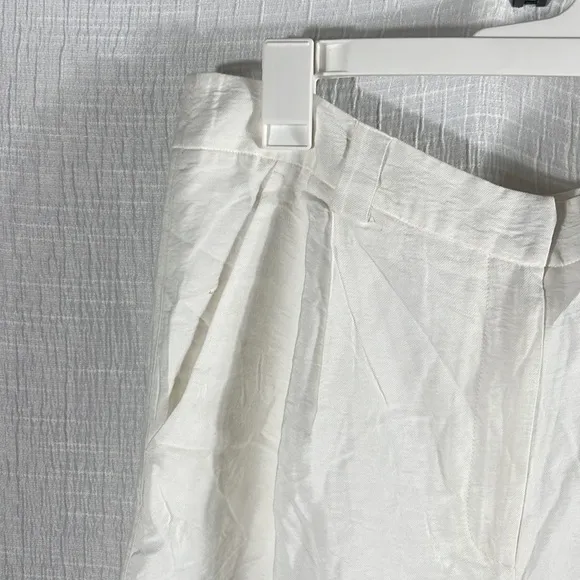 Anthropologie Maeve Day to Evening Shorts size 14 NWOT