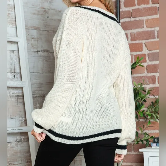 Bordered Beauty Contrast Sweater - Tan