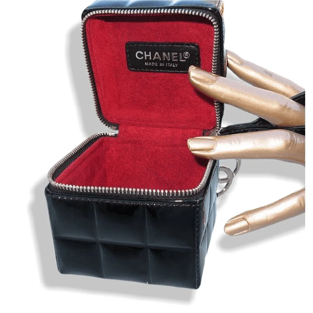 Chanel Black Patent Cube Evening Wristlet Bag Mint!