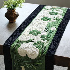 Clover Breeze Quilted Table Runner NCU0PTT129