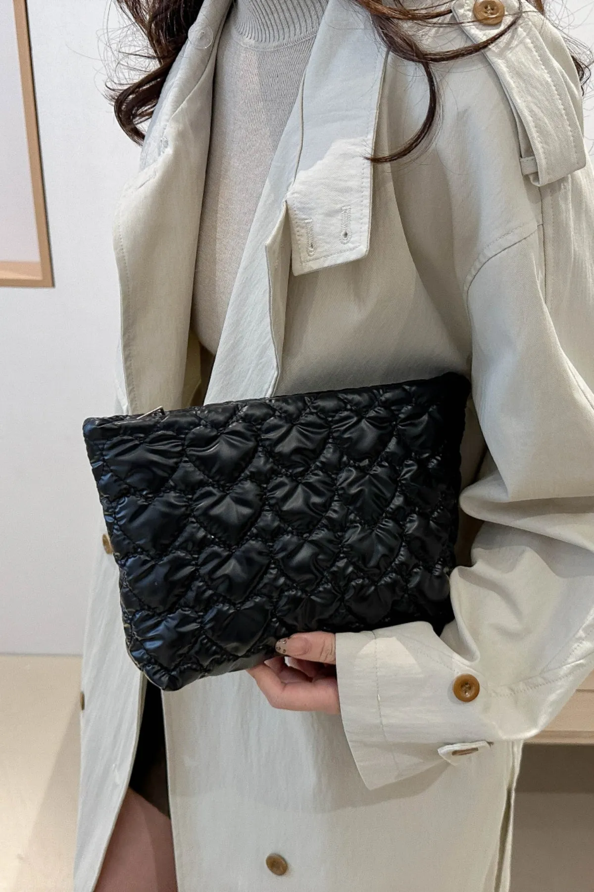 Comfortable Ruched Heart Clutch with Zipper