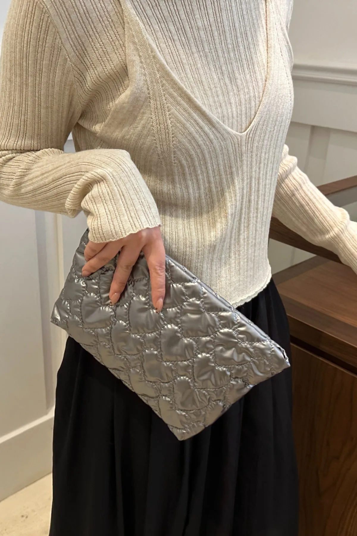 Comfortable Ruched Heart Clutch with Zipper