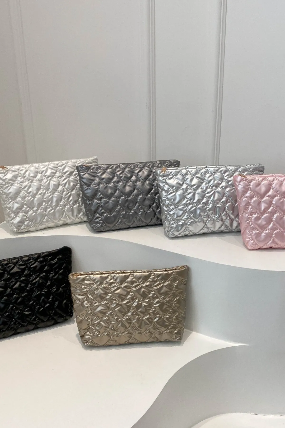 Comfortable Ruched Heart Clutch with Zipper