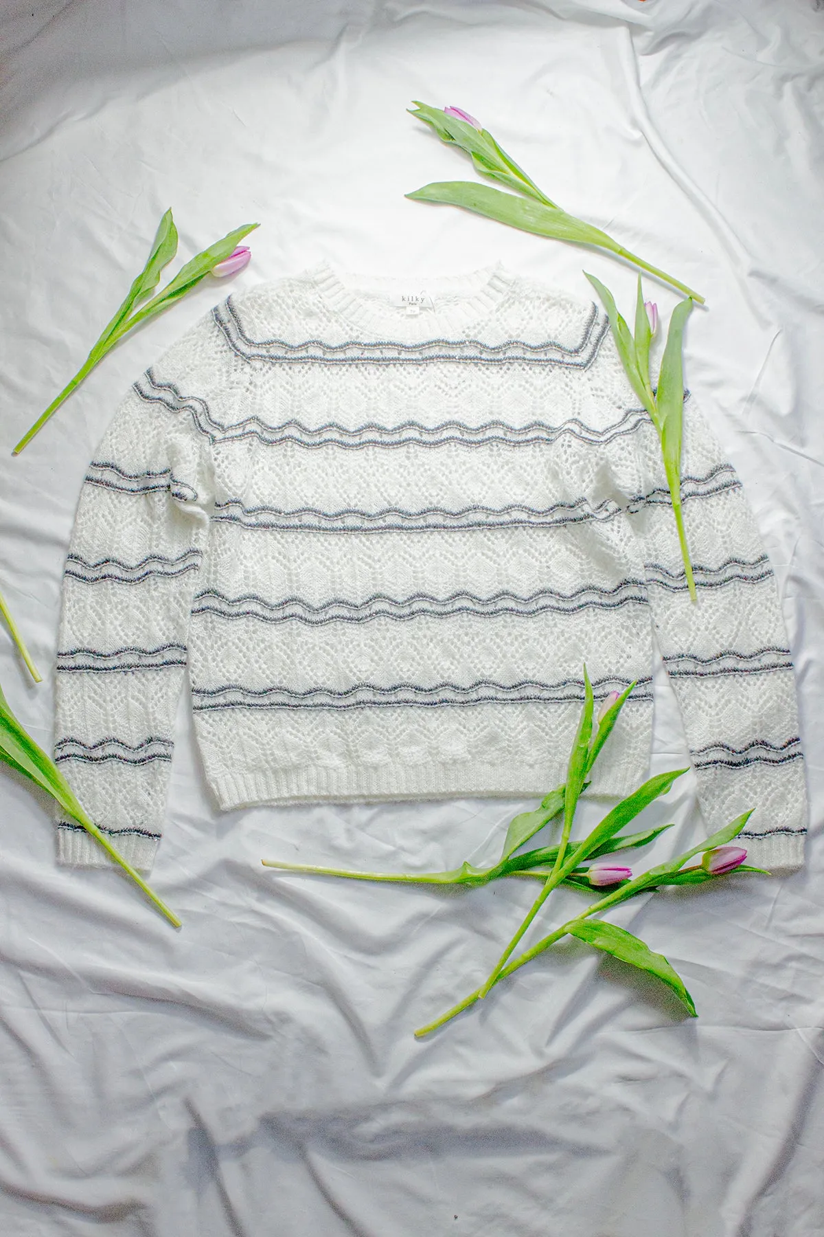 Crochet Style Wavy Pattern Knit Jumper