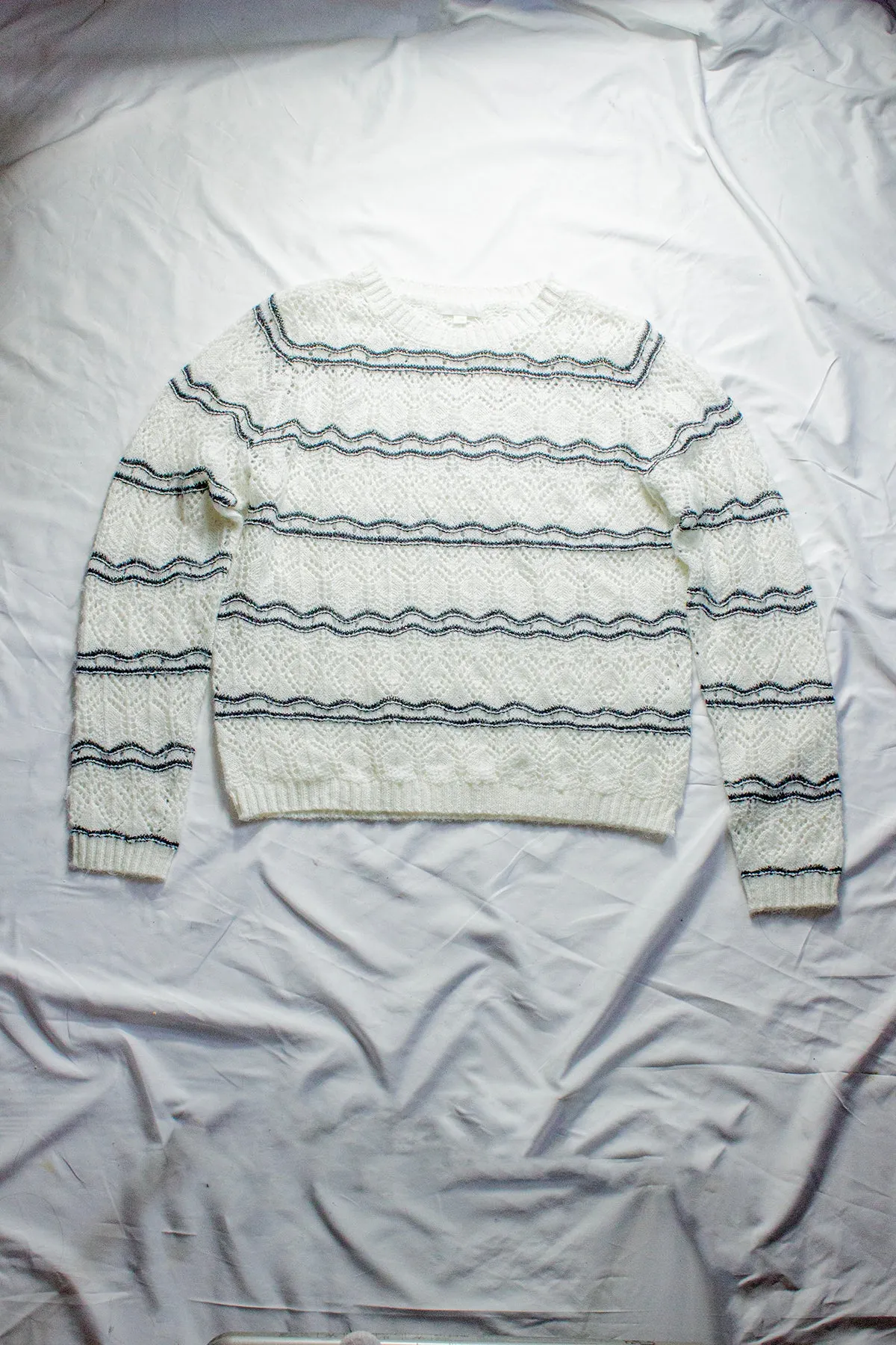 Crochet Style Wavy Pattern Knit Jumper