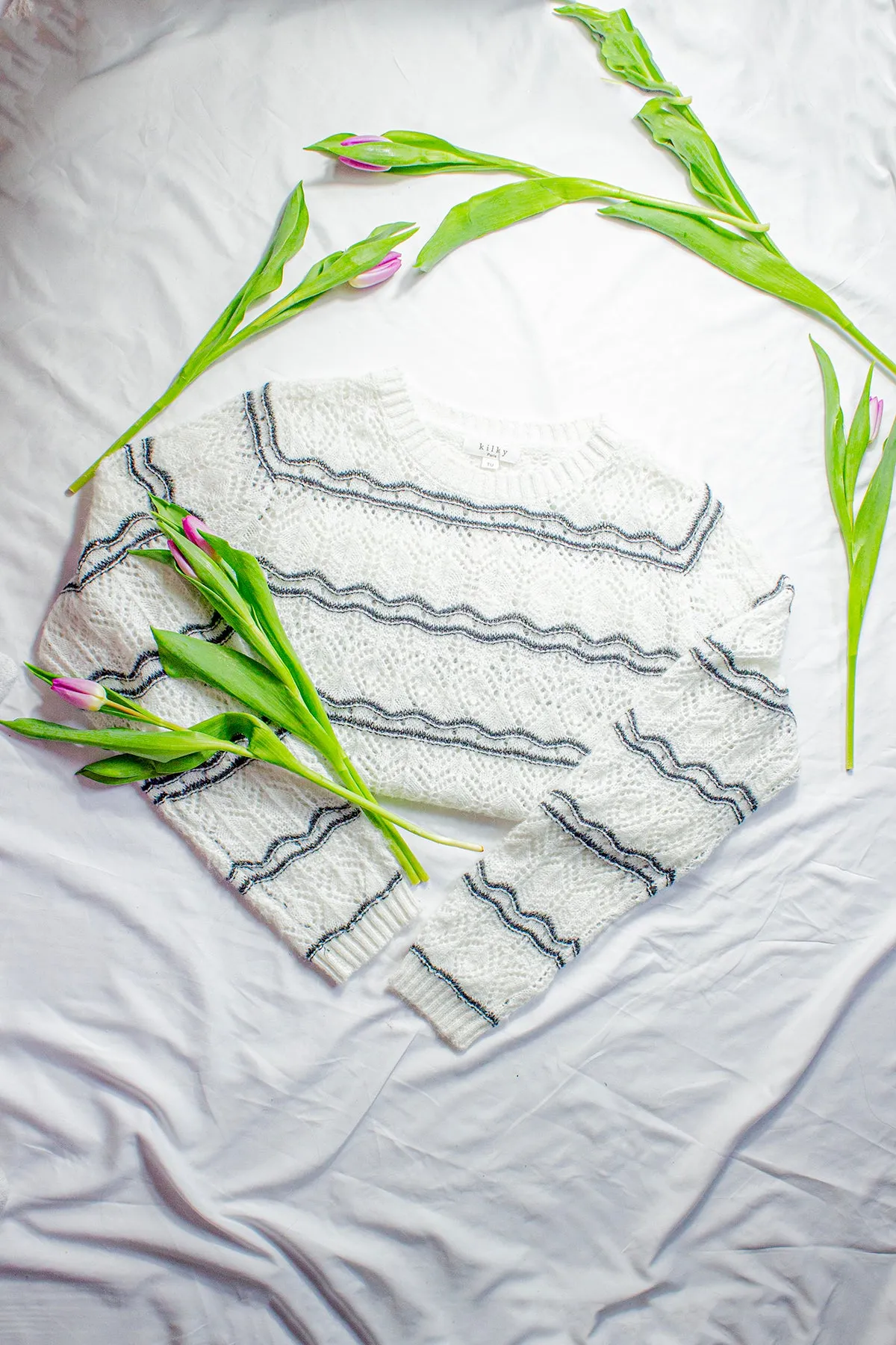 Crochet Style Wavy Pattern Knit Jumper