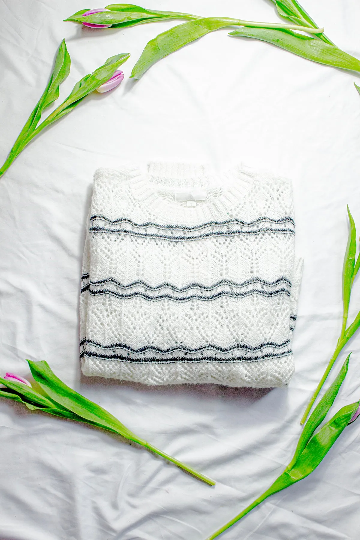 Crochet Style Wavy Pattern Knit Jumper