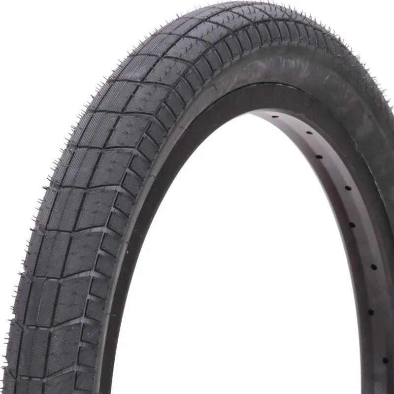 Cult Dehart Tyre