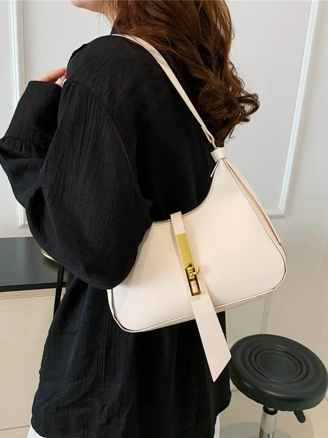 Curve Square Shoulder Bag