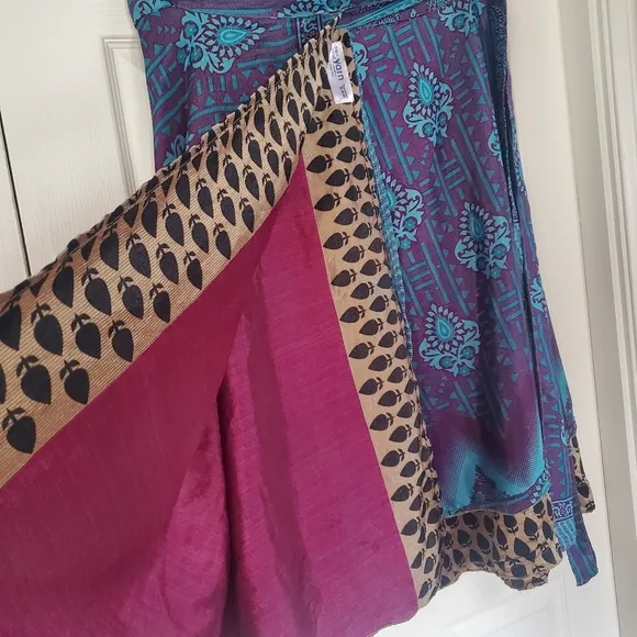 Darn Good Yarn Sari Silk Skirt Wrap One-size Multicolor Tie Front A-line Full