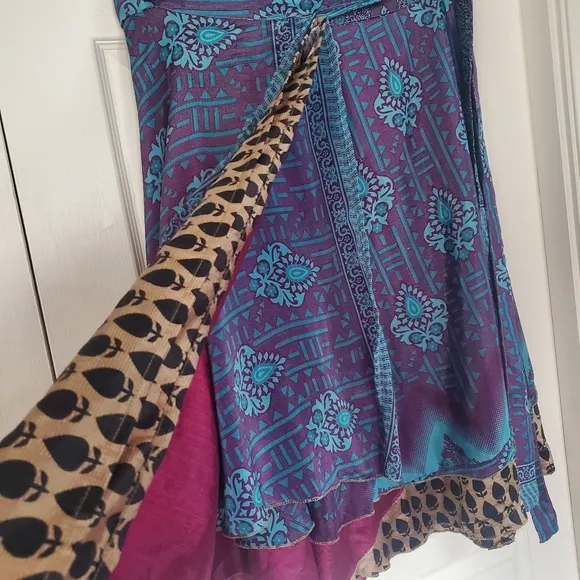Darn Good Yarn Sari Silk Skirt Wrap One-size Multicolor Tie Front A-line Full