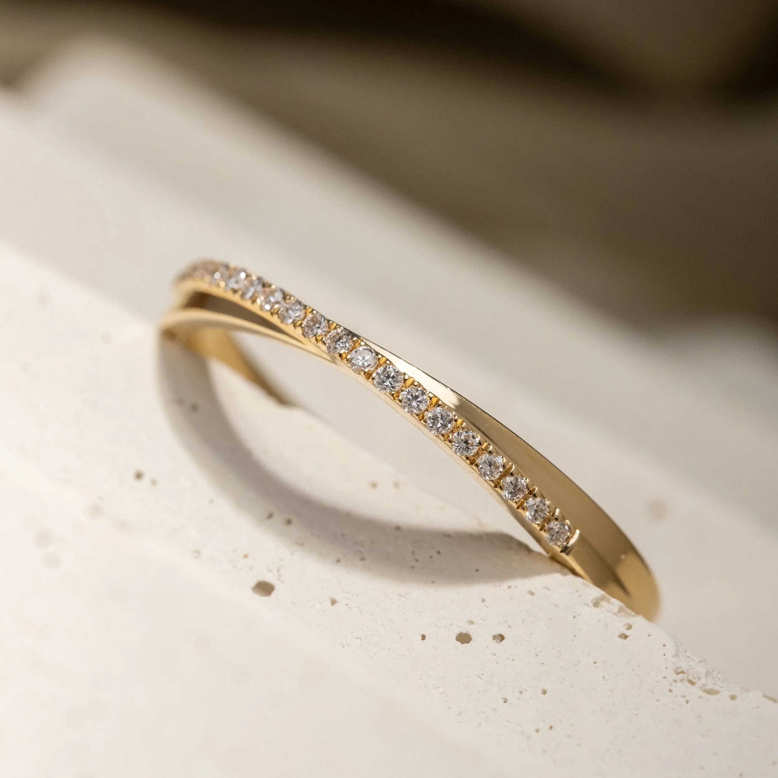 Diamond Crossover Band