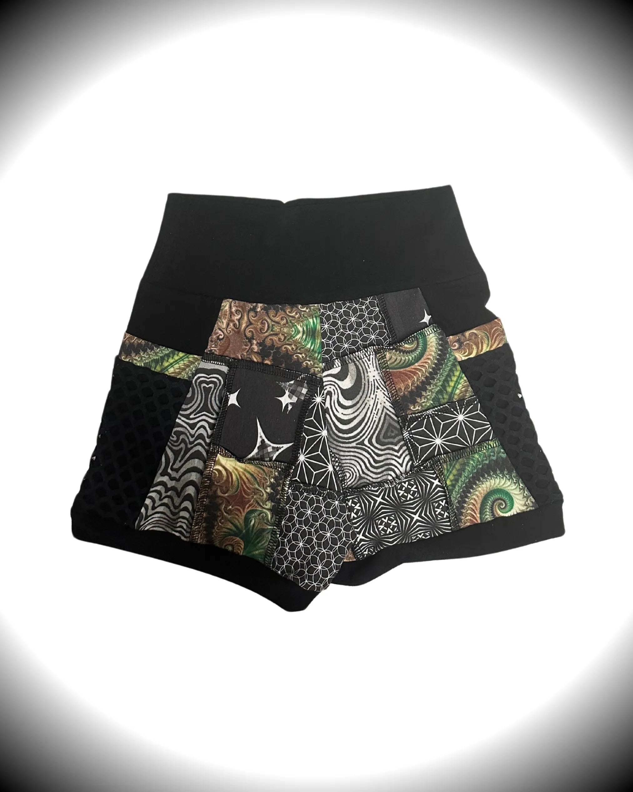 Earthweaver (S) Patchwork Shorts