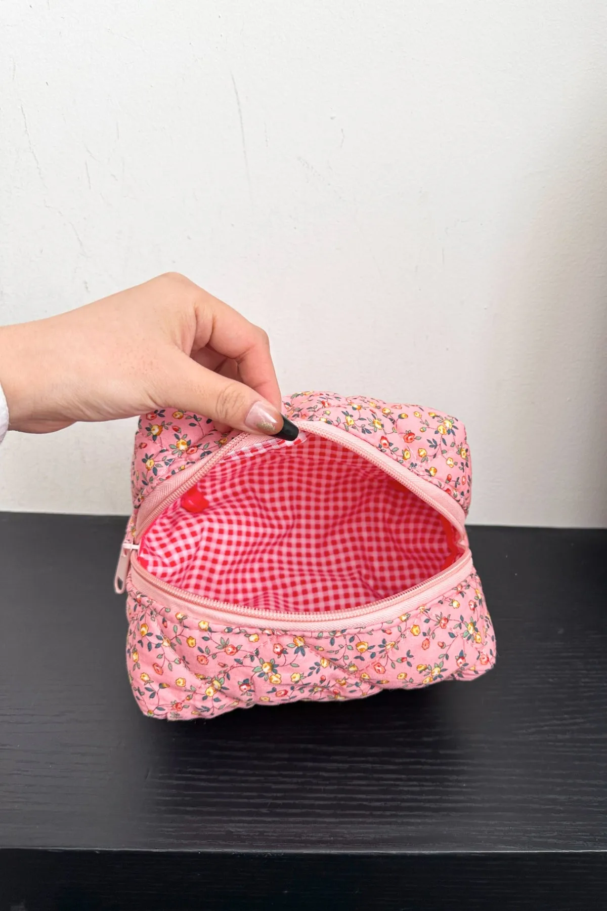 Elegant Floral Quilted Clutch with Plaid Lining