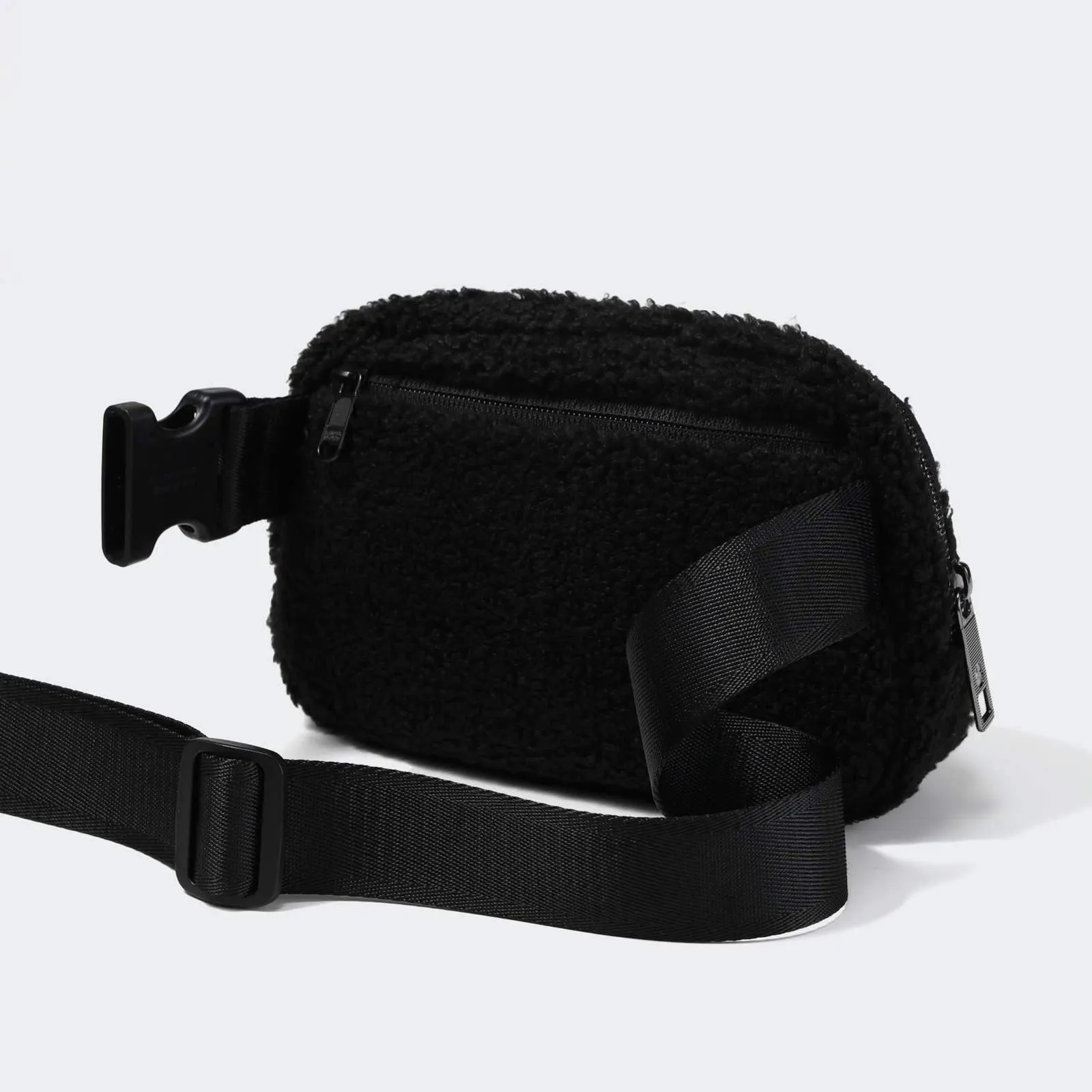 Everywhere Fleece Belt Bag