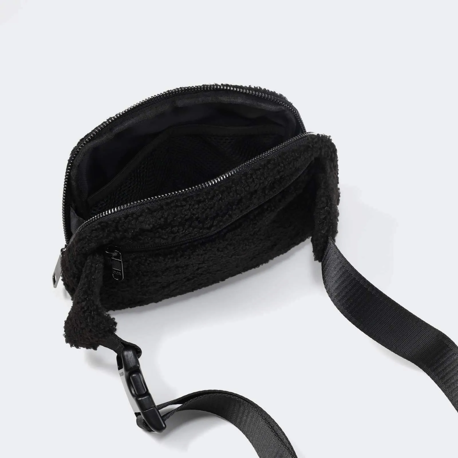 Everywhere Fleece Belt Bag