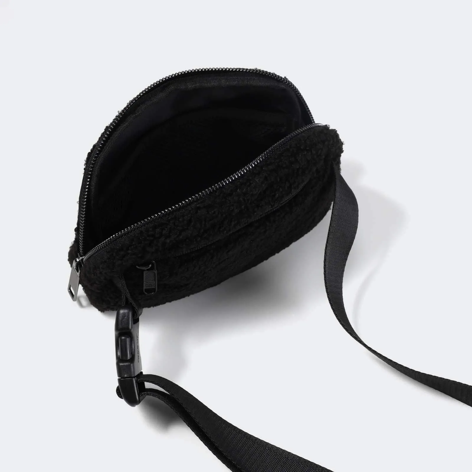Everywhere Fleece Belt Bag