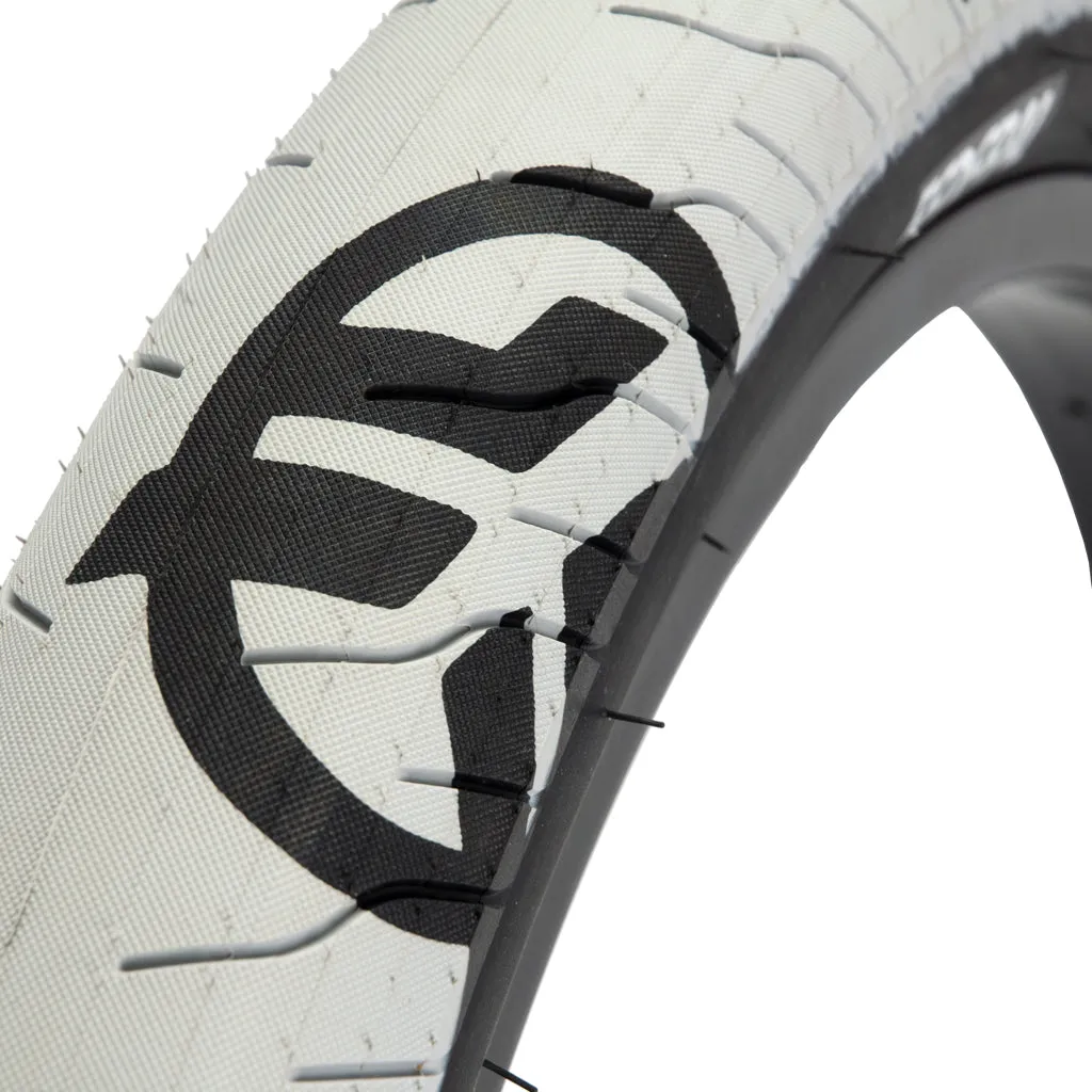 Federal Command LP Tyre 20" - Grey With Black Logos And Sidewalls 2.40"