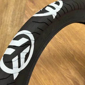 Federal Command LP Tyre Black With White Logos