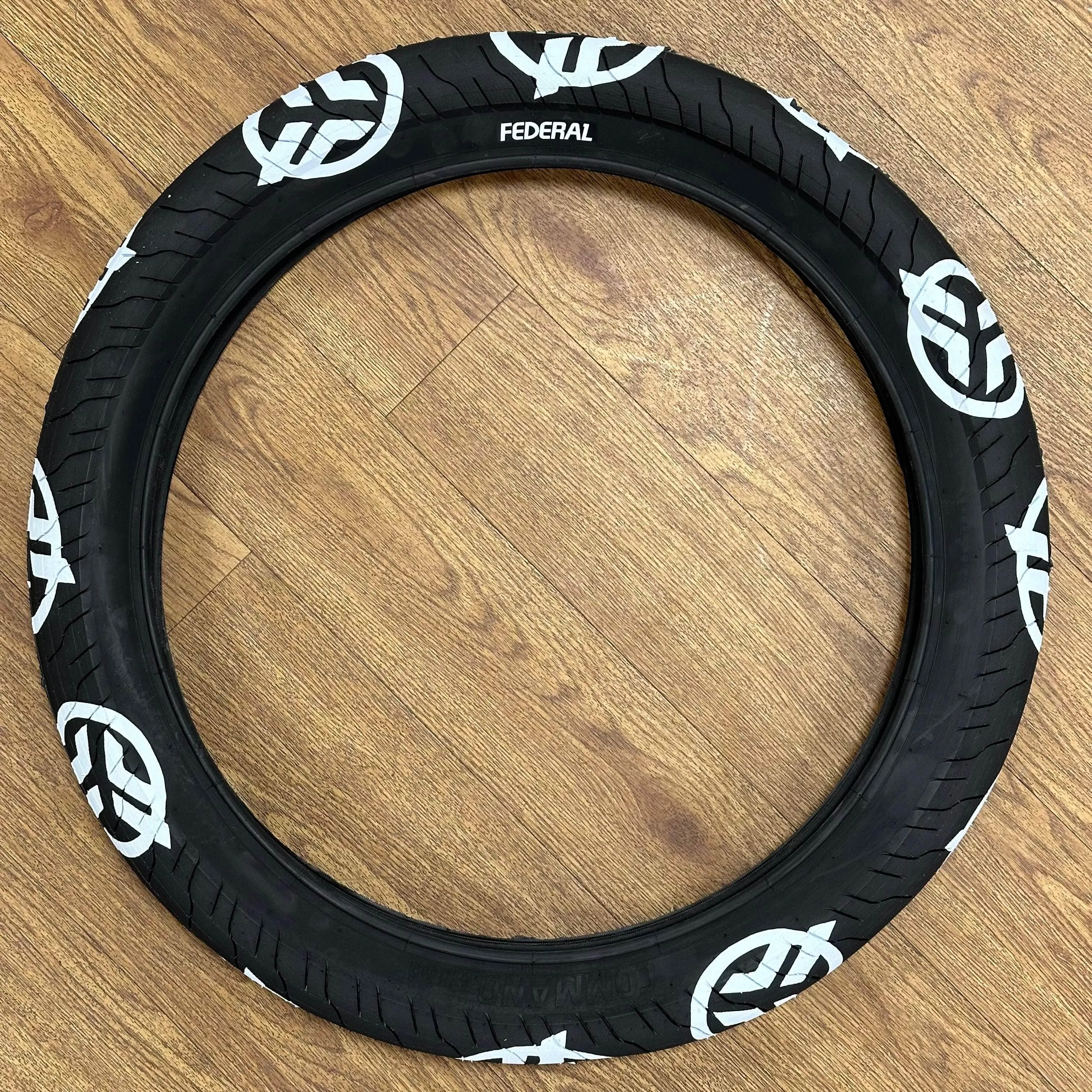 Federal Command LP Tyre Black With White Logos