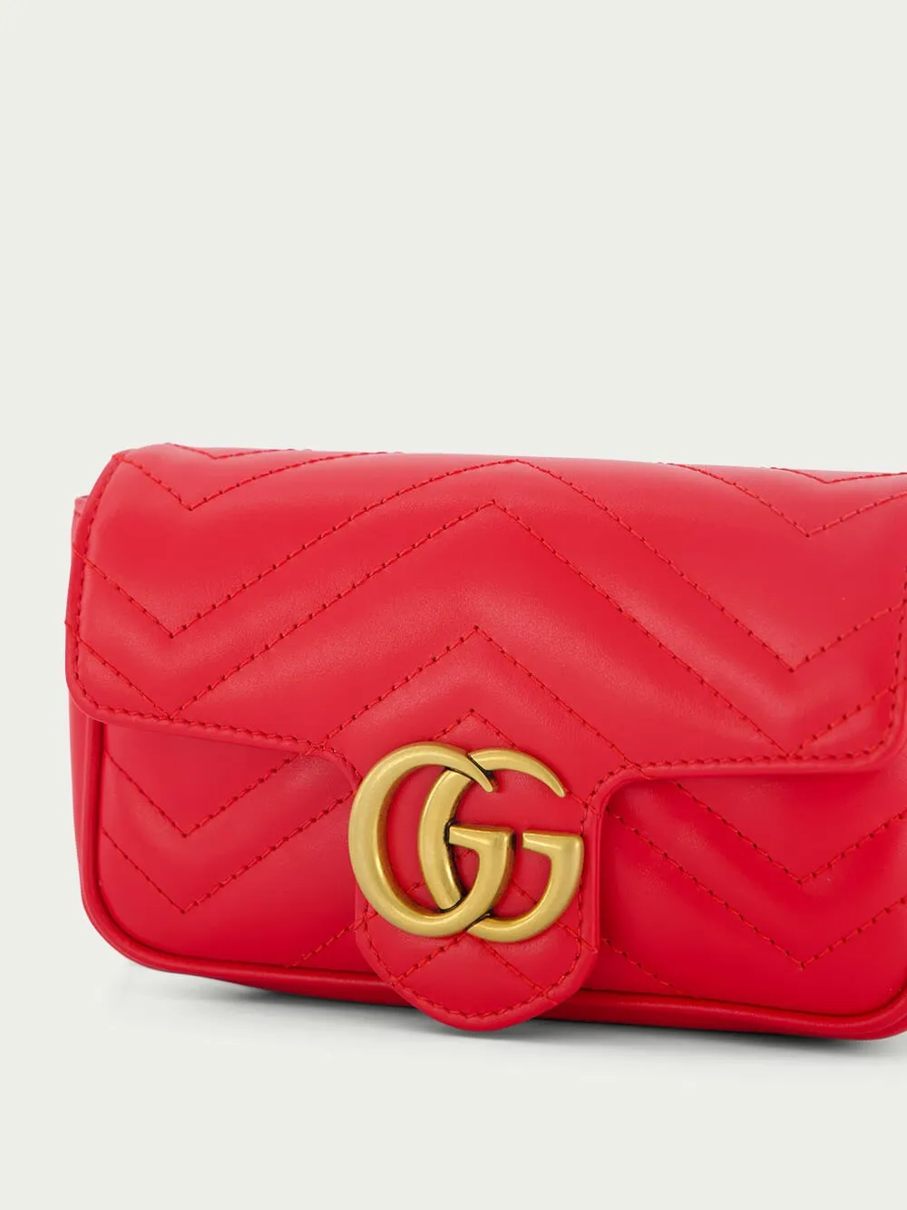 GG Marmont Matelassé Super Mini Bag