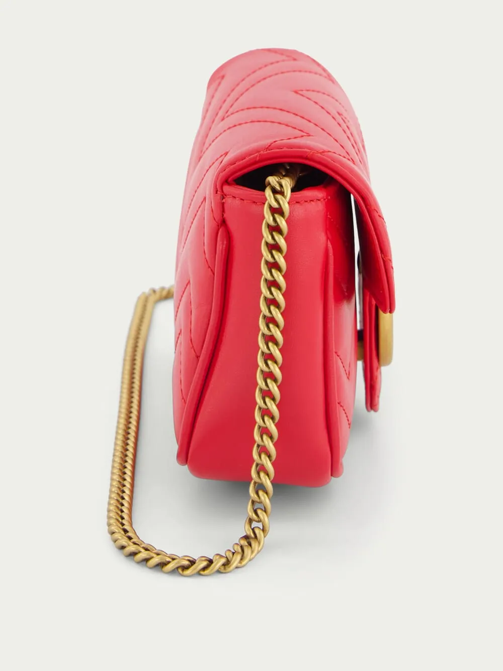 GG Marmont Matelassé Super Mini Bag