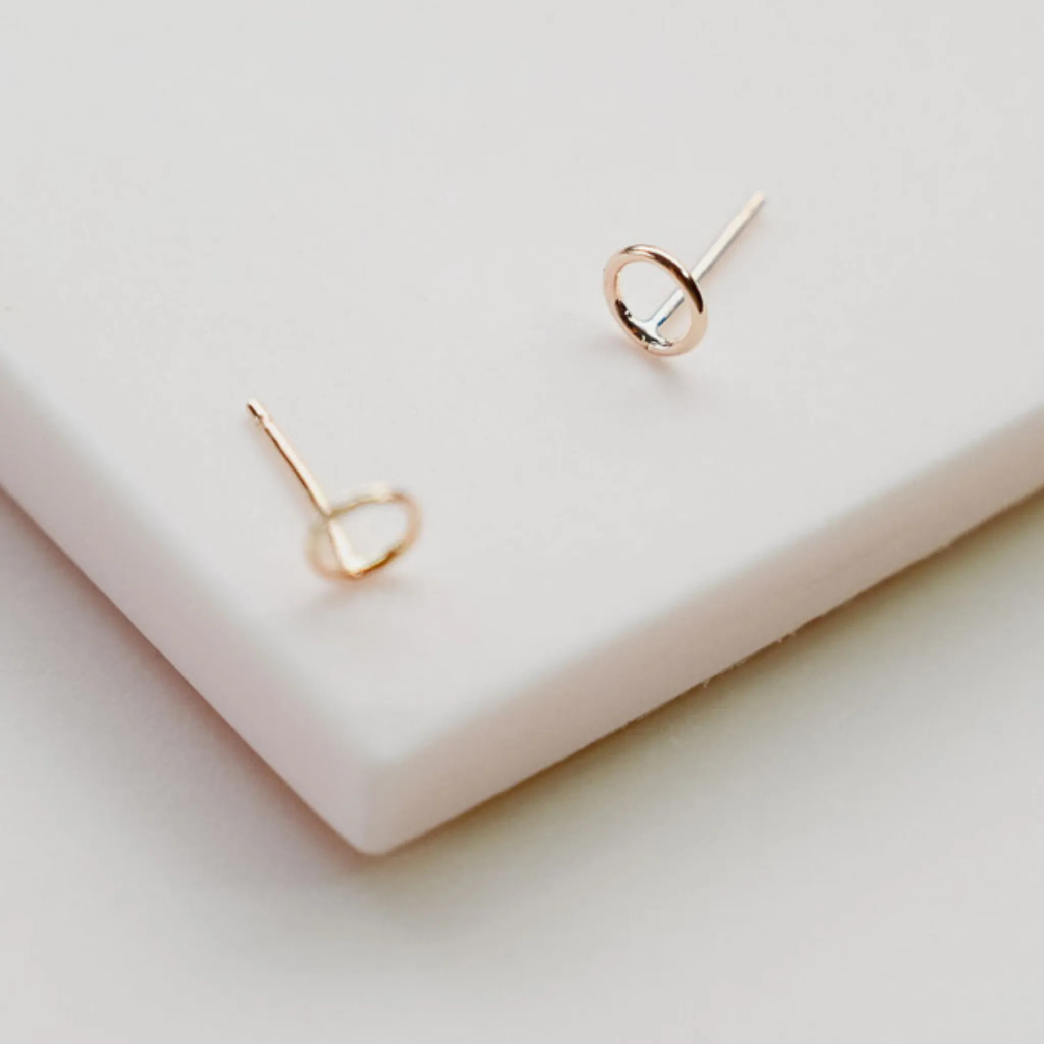 Gold OO Studs