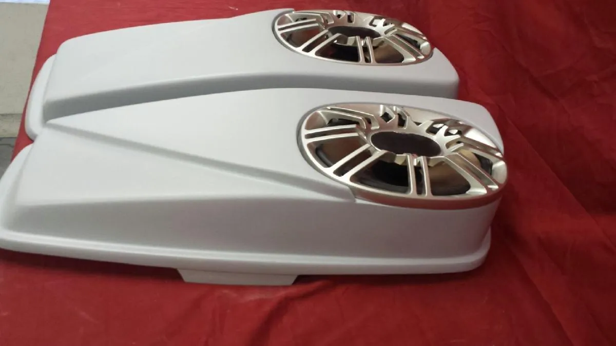 Harley 2014 - 2018  Model 6 x 9 Speaker Lids With POLK DB691 - Harley Touring Stretched / Exten?ded Saddlebags