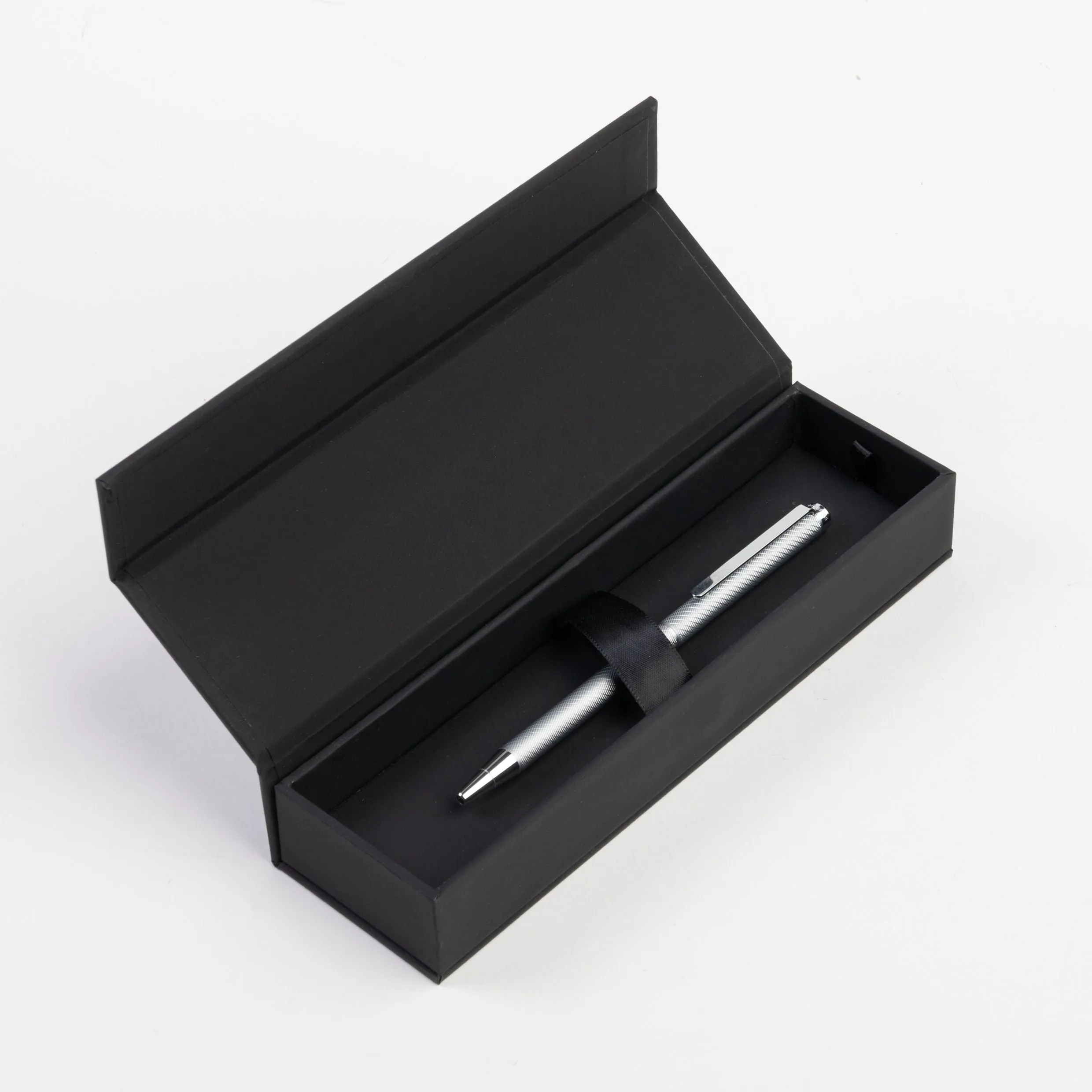 HUGO BOSS HSM2764B-Ballpoint pen Cloud Chrome
