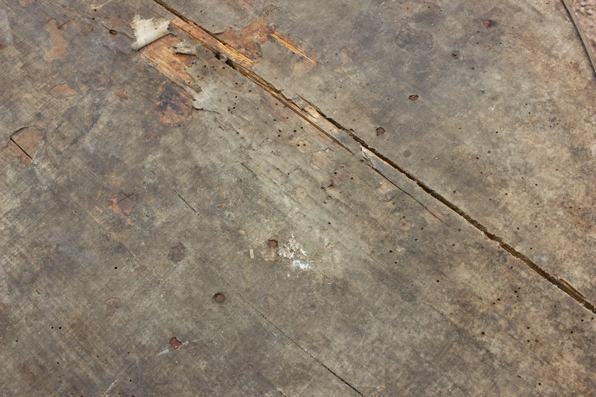 Large Antique French Distressed Oak Tilt-Top Vendage Table