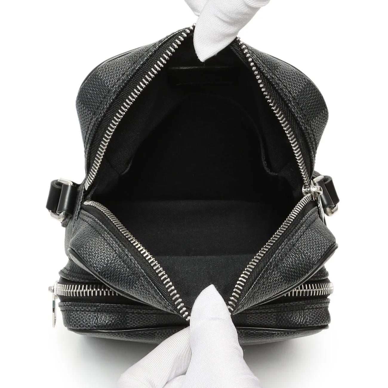 Louis Vuitton Damier Graphite Rem Bag