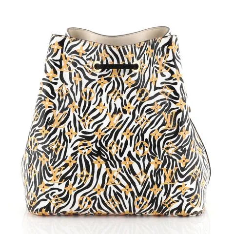 Louis Vuitton | NeoNoe Monogram Giant Jungle | M44679