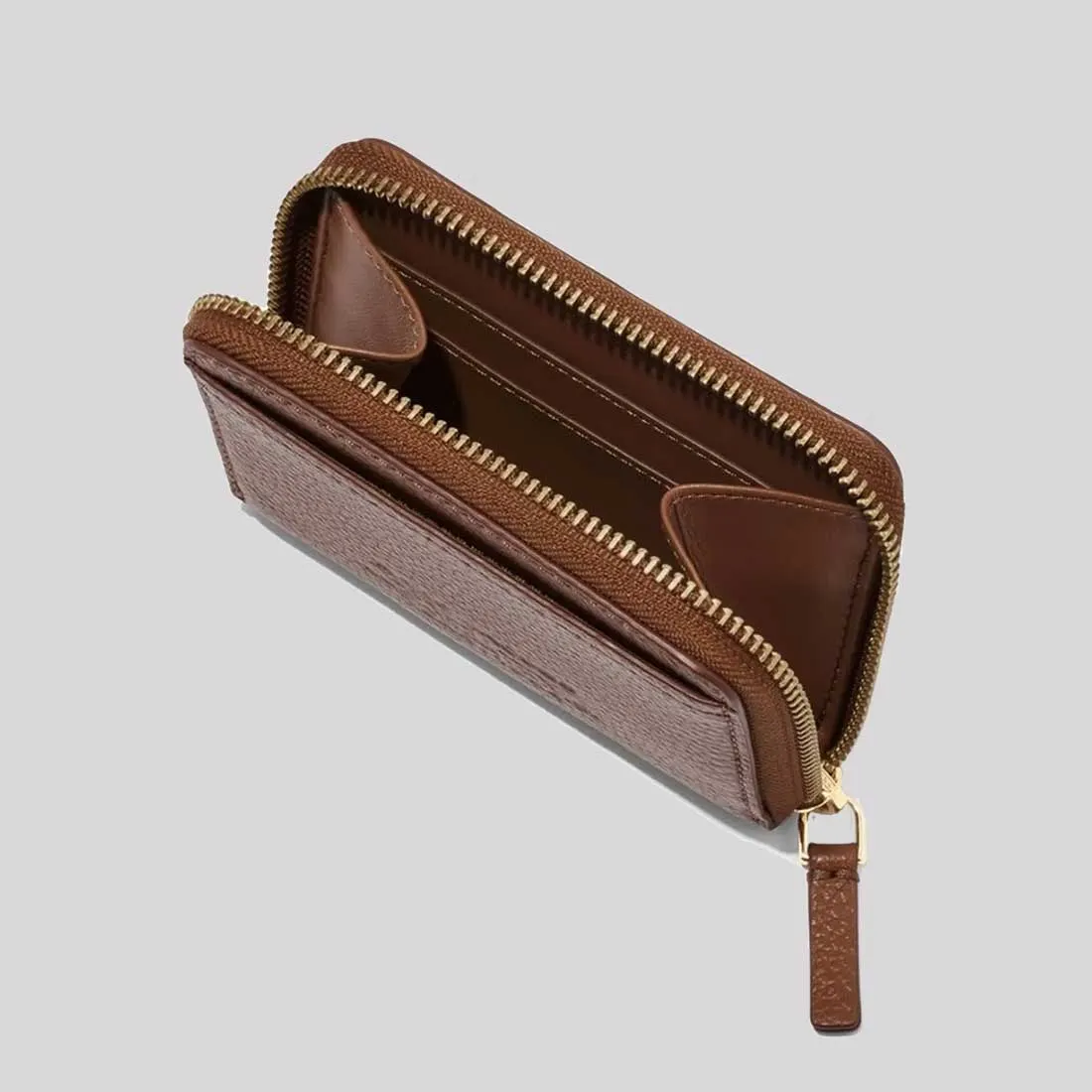 MARC JACOBS Leather The Zip Around wallet Argan Oil RB-S134L01RE22