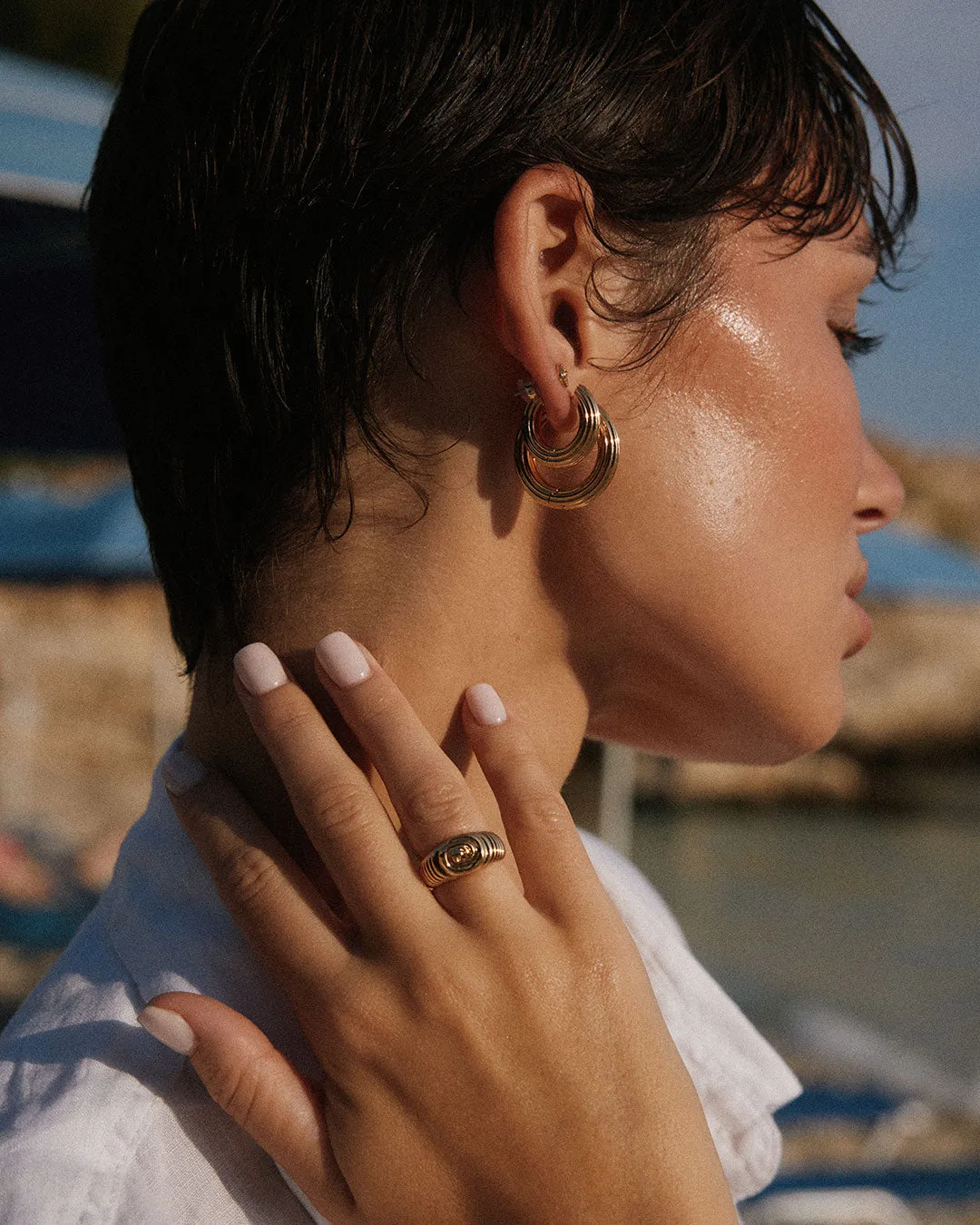 Mini Ridged Amalfi Hinge Hoops