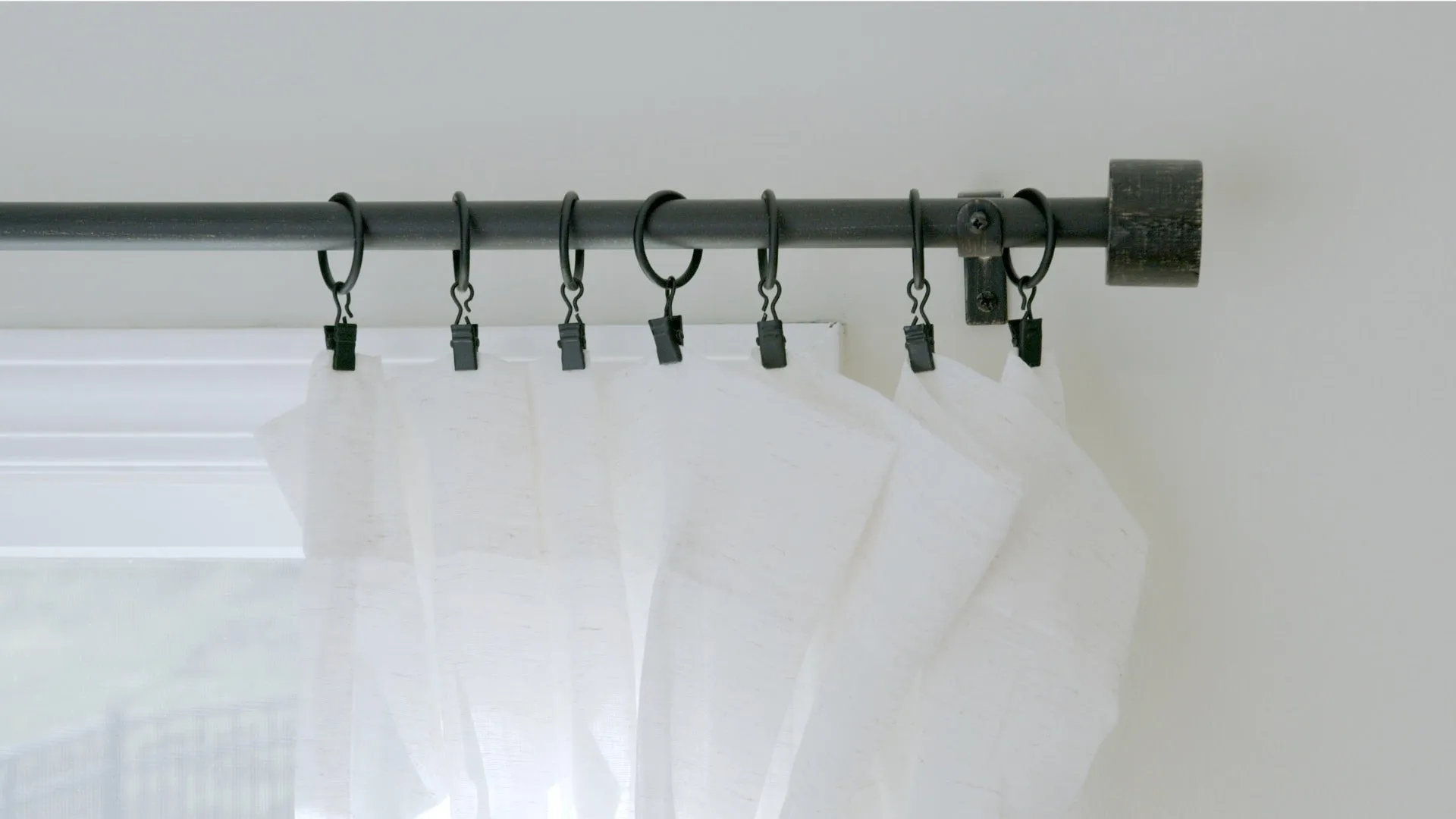 Modern End Cap Distressed Black Farmhouse Curtain Rod 36" - 72" , 72"-144" (Single Curtain Rod Complete Set With Brackets)