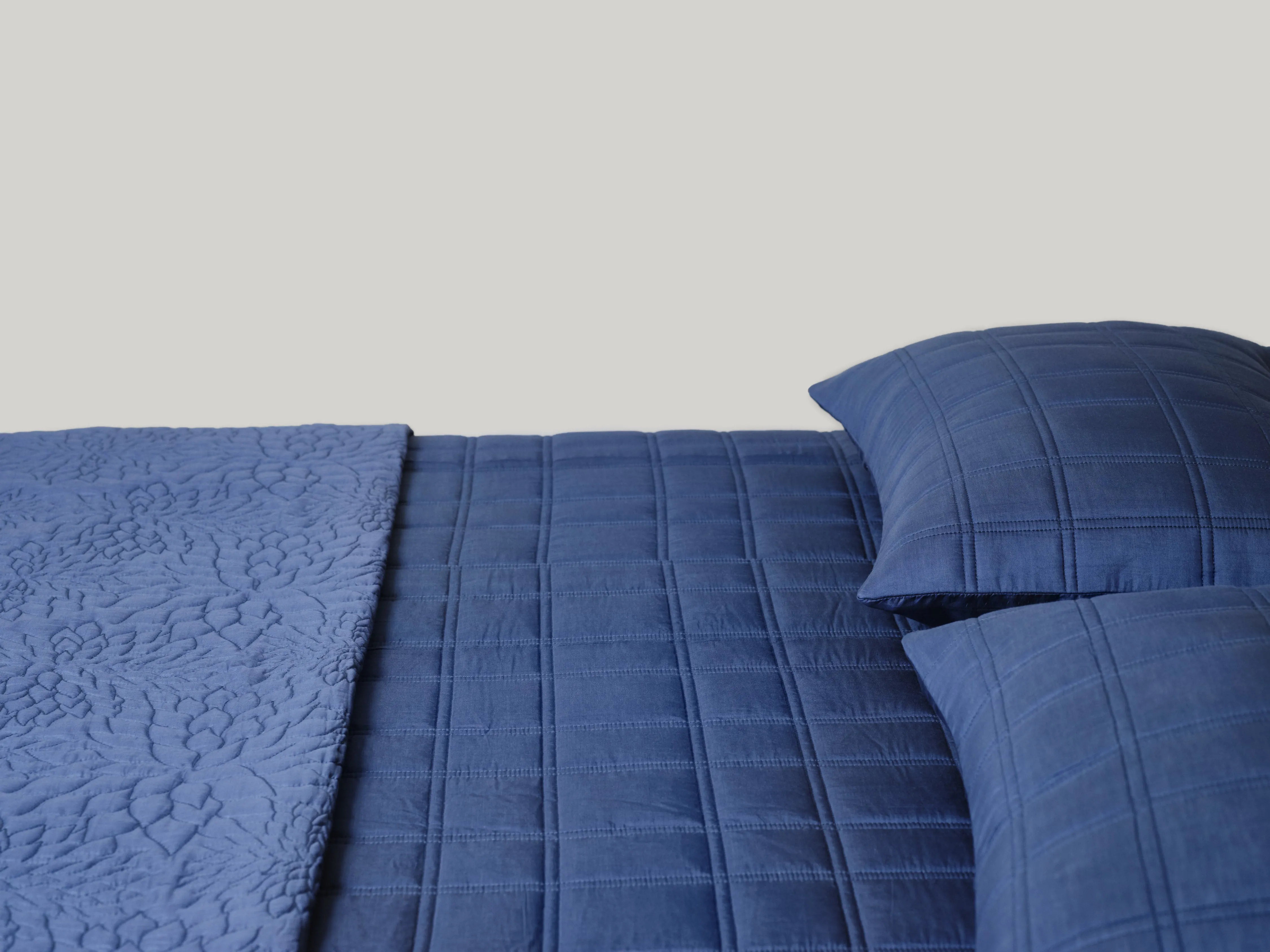 Nadi Grid Pillowcase