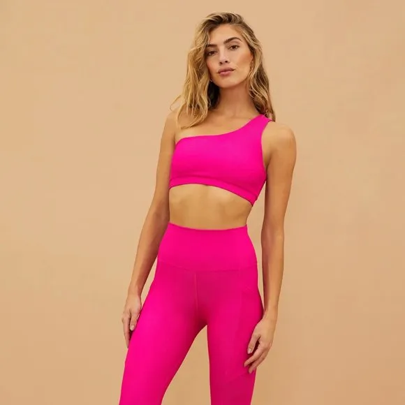 NWT Ella Top by Beach Riot