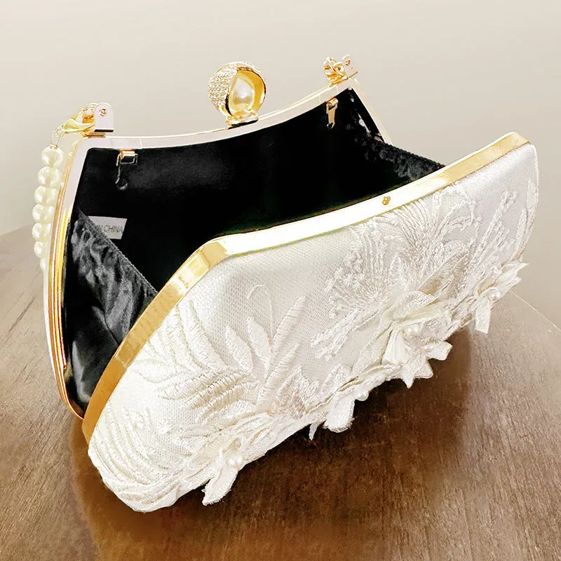 Pearl Chain Handbags Female White Embroidered Cheongsam Dress Clutch Purse Luxury Evening Bags Over Shoulder Party Wedding Prom