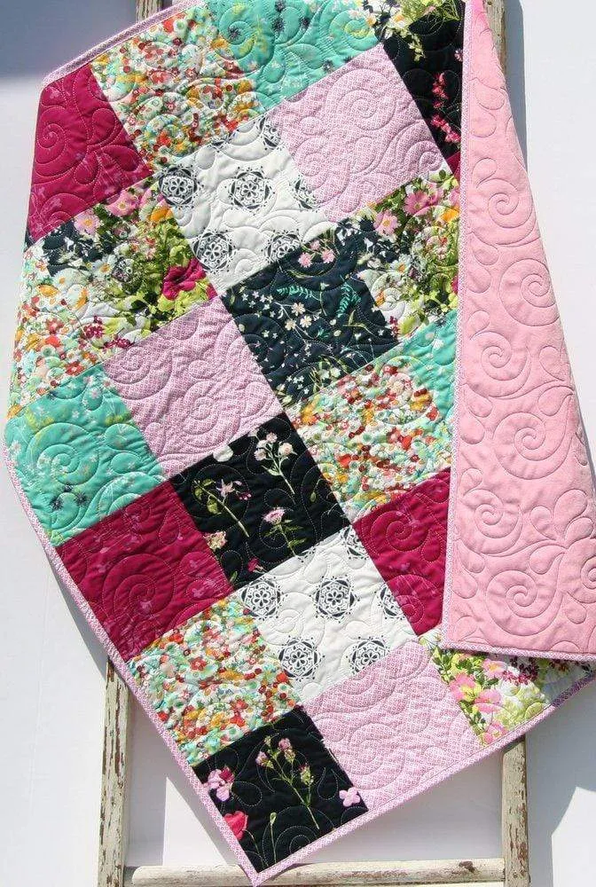 Quilt to Make, Floral Fabrics, Modern Quilt Pattern, Soft Minky, Beginner Sewing Project, Baby Girl Toddler Modern, Shower Gift Ideas, DIY