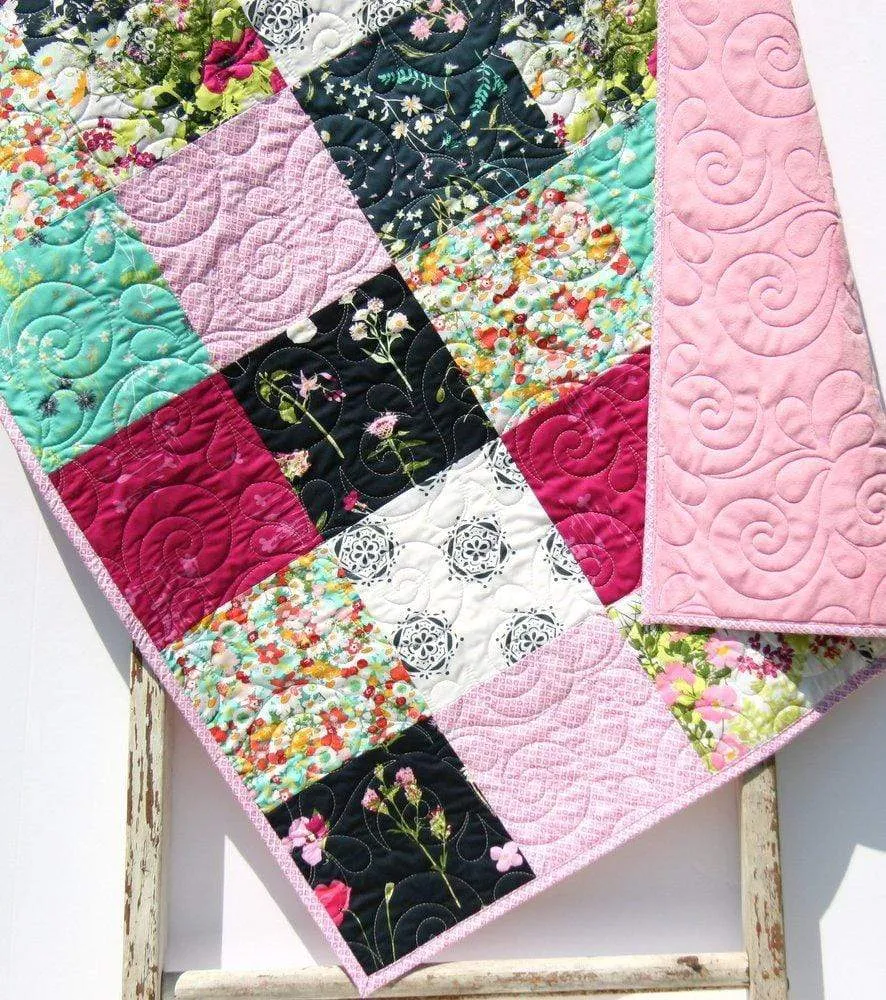 Quilt to Make, Floral Fabrics, Modern Quilt Pattern, Soft Minky, Beginner Sewing Project, Baby Girl Toddler Modern, Shower Gift Ideas, DIY