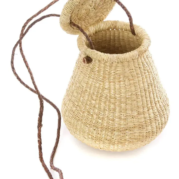 Rambling Lidded Basket Purse