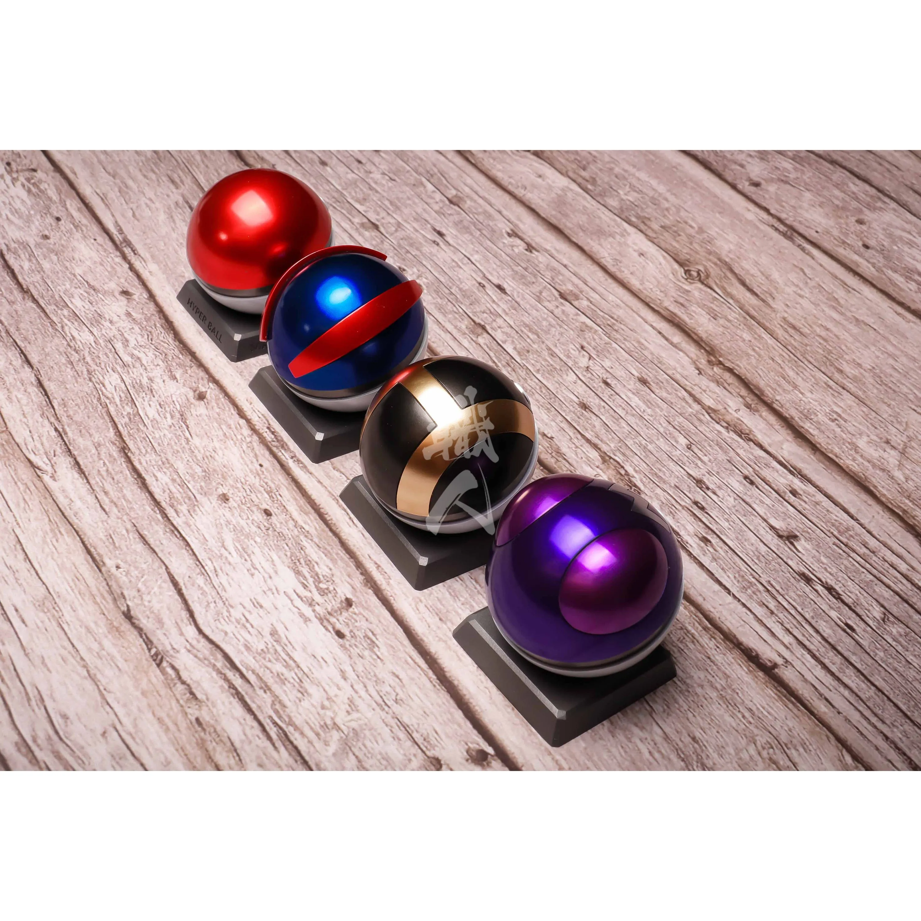 Resin Poké Ball