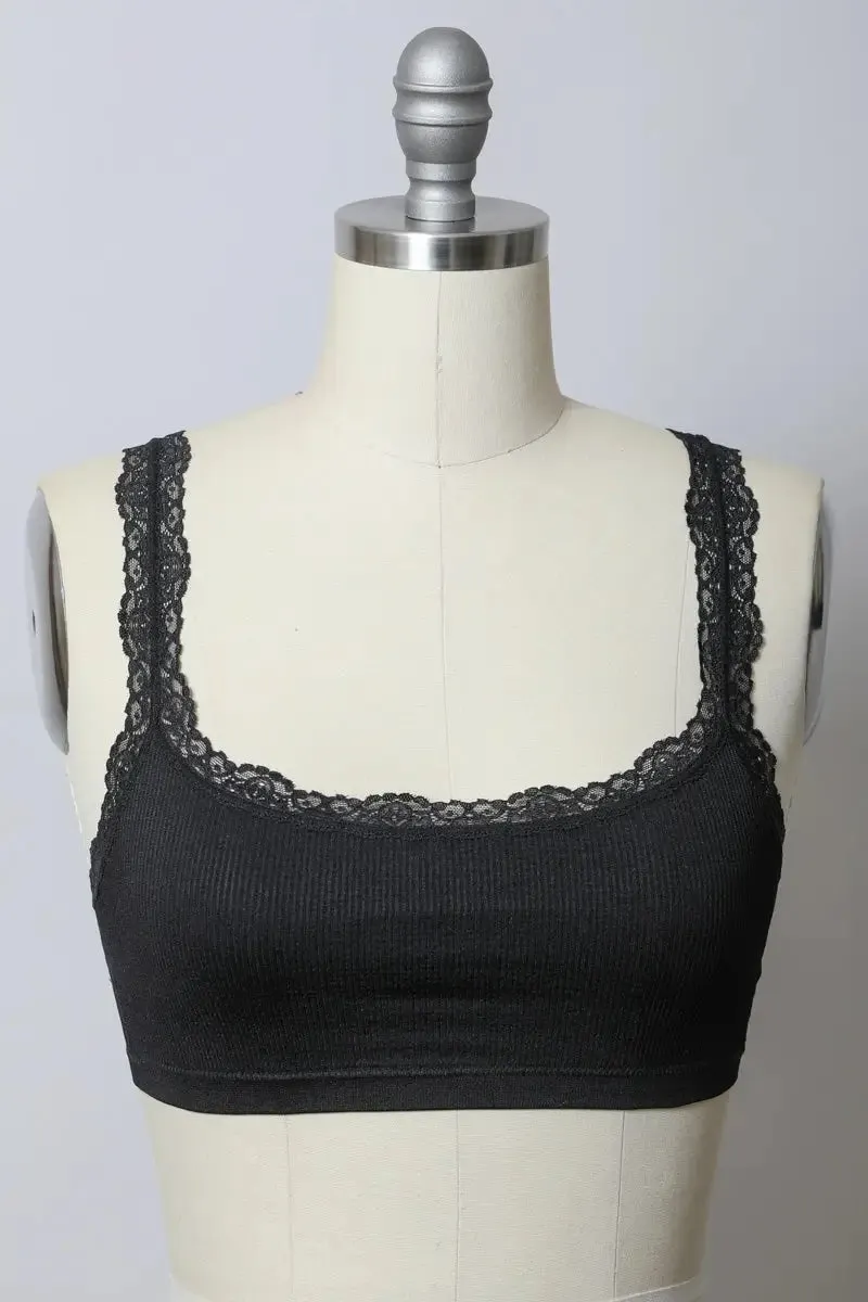 SEAMLESS LACE STRAP BRALETTE