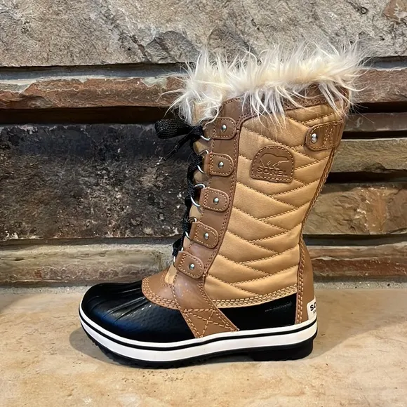 Sorel Tofino II Curry Elk Waterproof Winter Sherpa Lined Boot